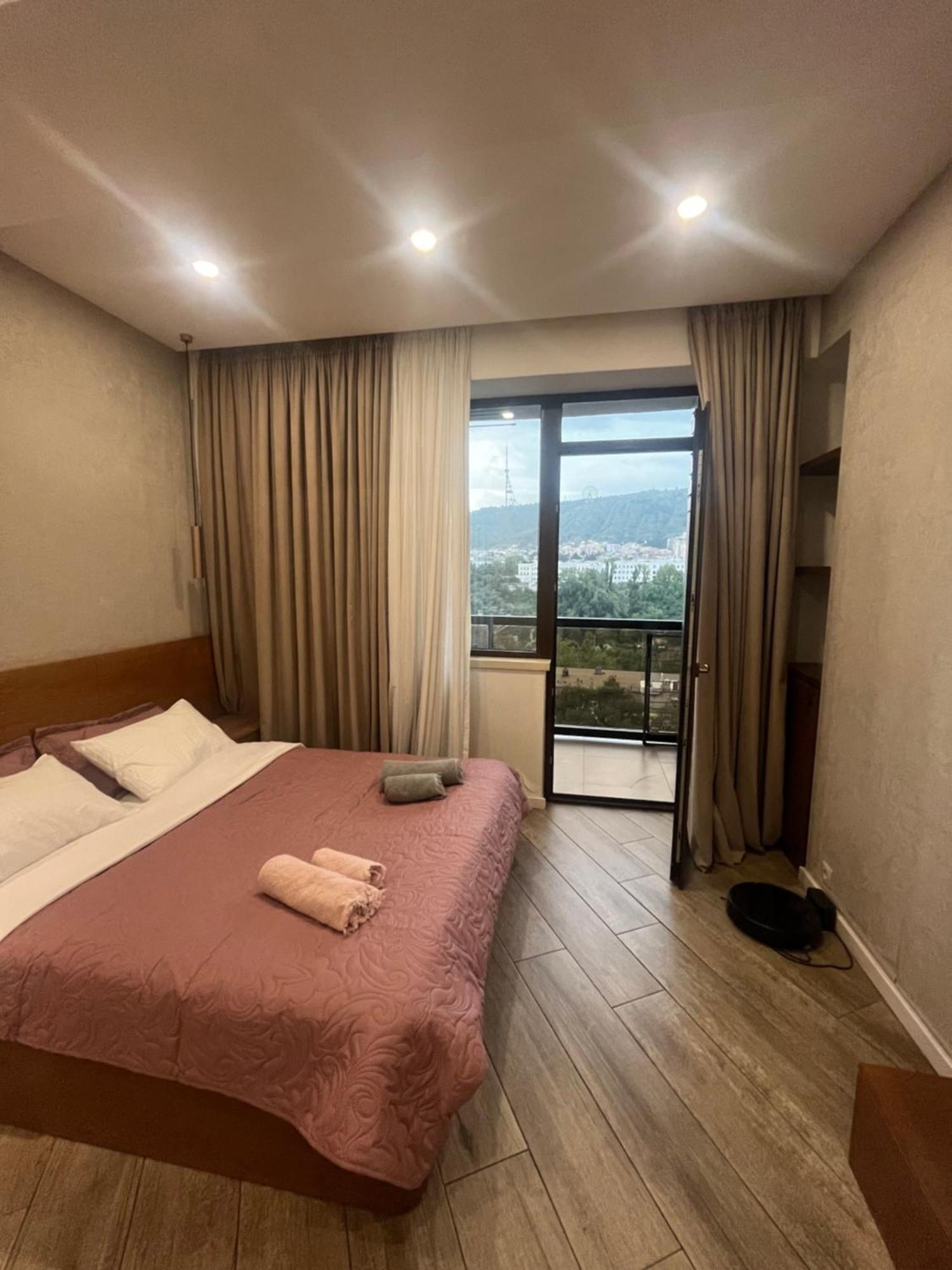 Panorama Khiliani Apartment Тбилиси Екстериор снимка