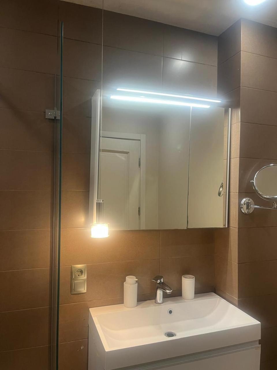 Panorama Khiliani Apartment Тбилиси Екстериор снимка